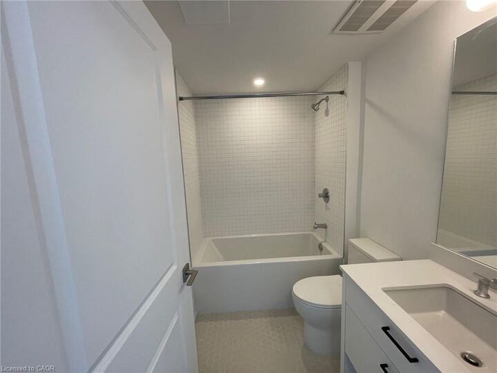 Property Photo: 206 King Street W 706 ON L8P 1A5