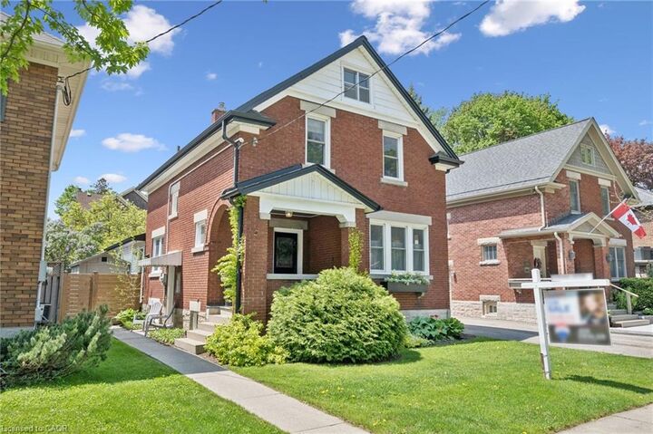 Property Photo: 793 Belmont Avenue W ON N2M 1P5