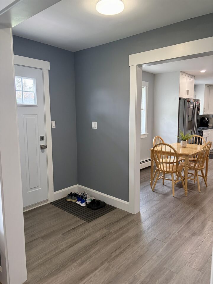 Property Photo: 40 Lincolnwood Drive PE C1A 6H5
