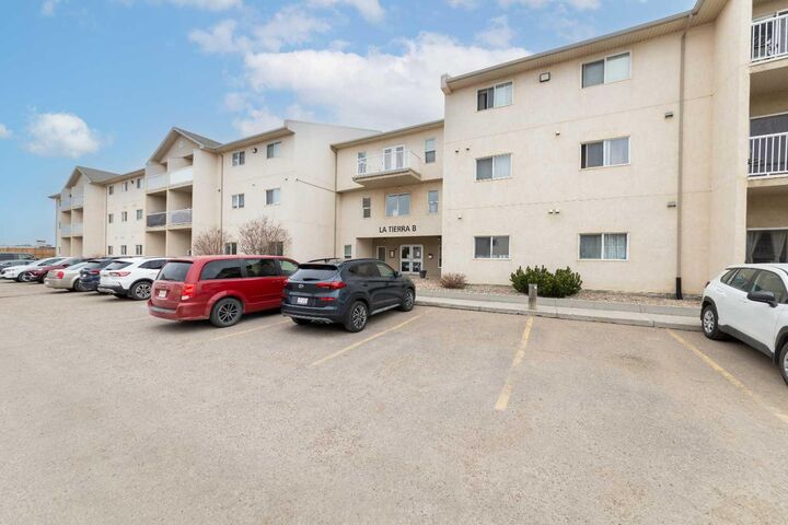 Property Photo:  6608 42 Street 109B  AB T9V 3L1 