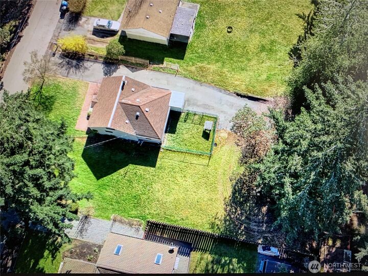 Property Photo:  19151  7th Avenue NE  WA 98155 
