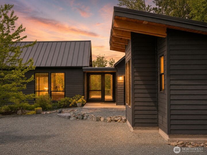 Property Photo:  4194  Saje Lane  WA 98284 