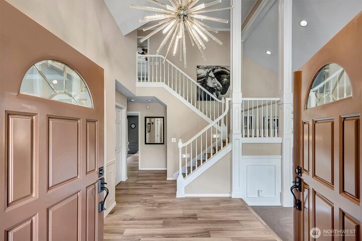 Property Photo:  10523 NE 118th Lane  WA 98034 