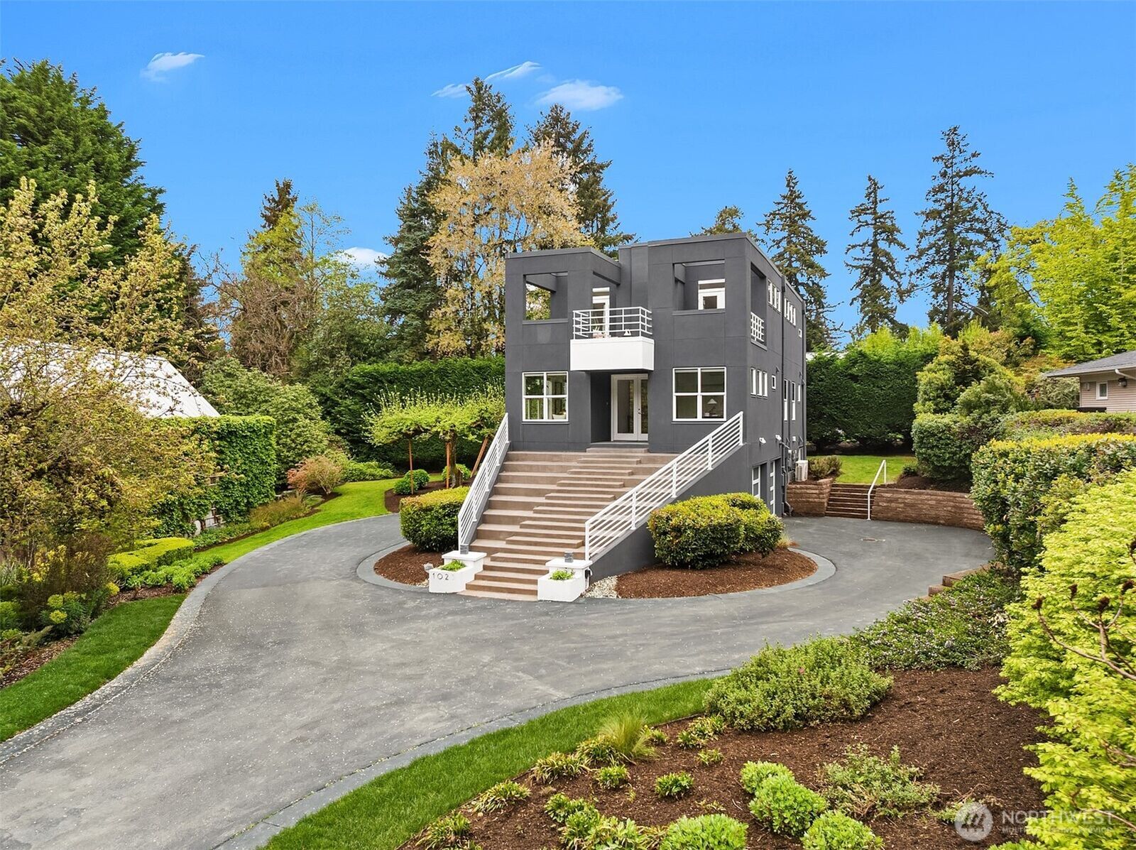 Property Photo: 1023 14th Place W WA 98033
