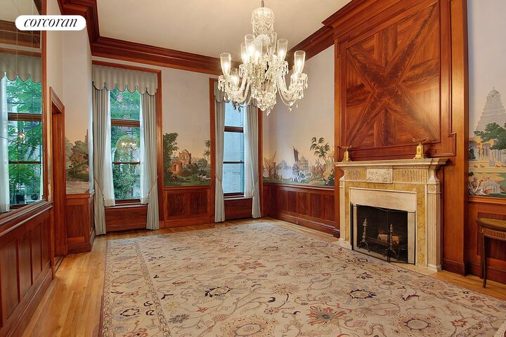 Property Photo:  7 E 63rd Street  NY 10065 