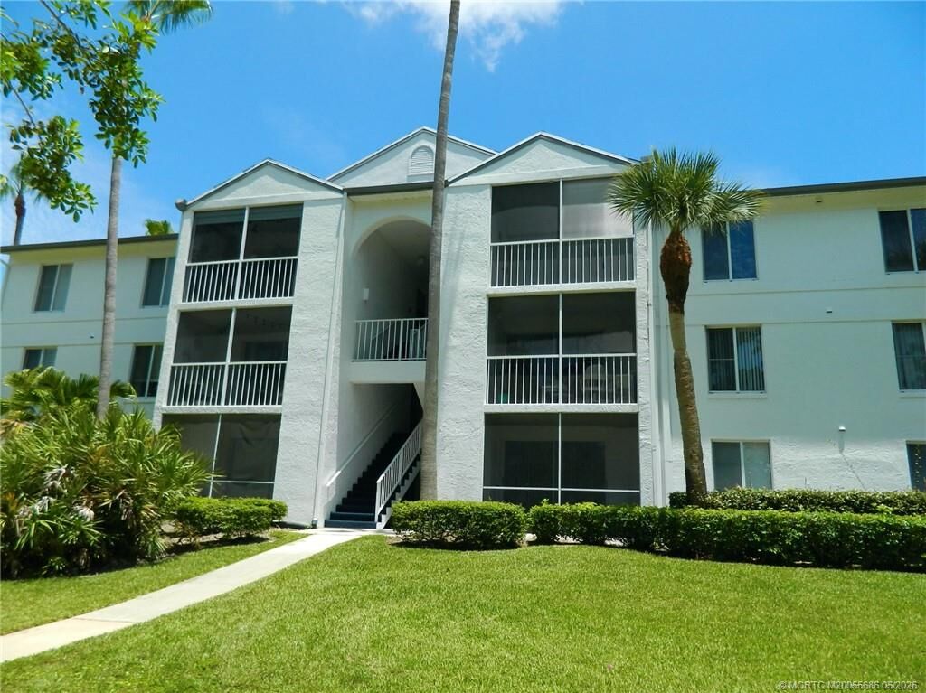 Property Photo: 2506 SE Anchorage Cove G-1 FL 34952