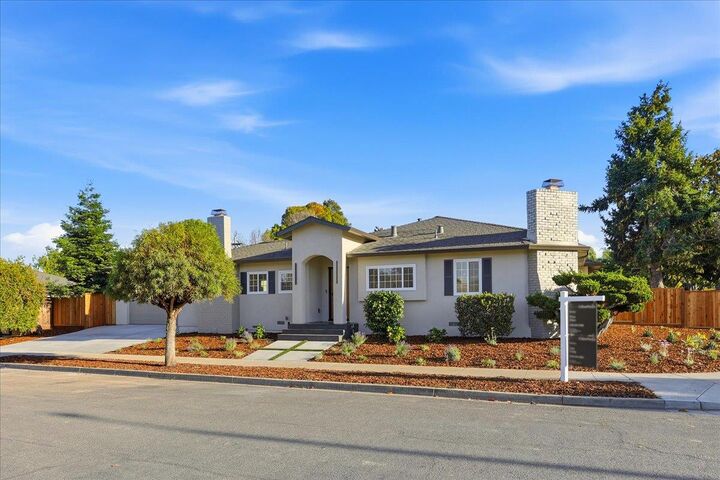 Property Photo:  950 Dennis Avenue  CA 94086 