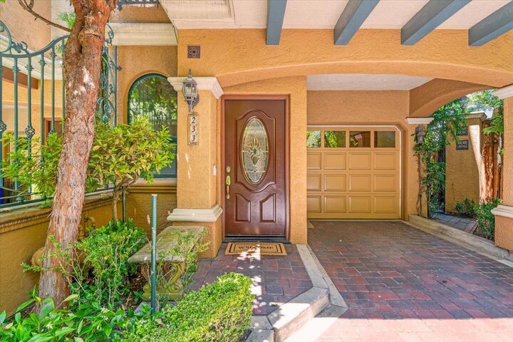 Property Photo:  233 Villa Mar Vista  CA 95060 