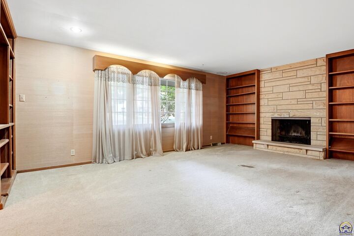 Property Photo:  4336 SE 25th St  KS 66605 