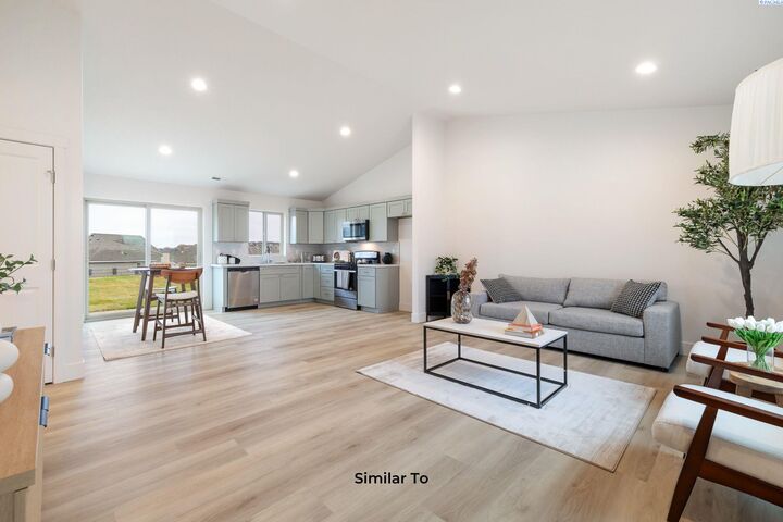 Property Photo: 238 N Dewberry Pl WA 99336