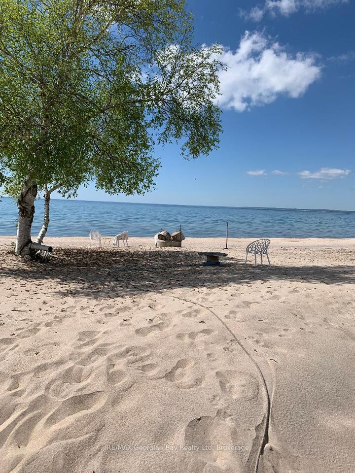 Property Photo: 1107 Tiny Beaches Road S ON L0L 2T0