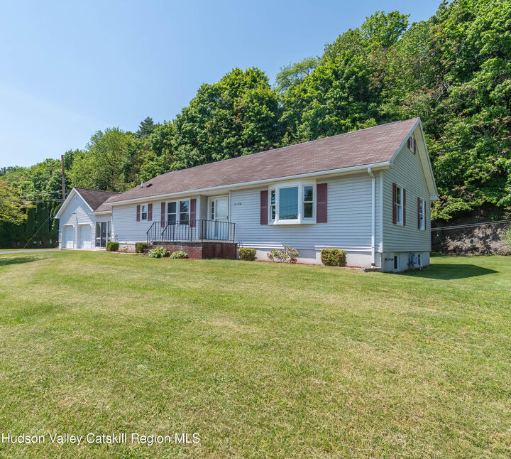 Property Photo:  140 Elm  NY 12477 