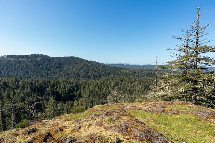 Property Photo:  1505 Nighthawk Lane  BC V9Z 1M9 