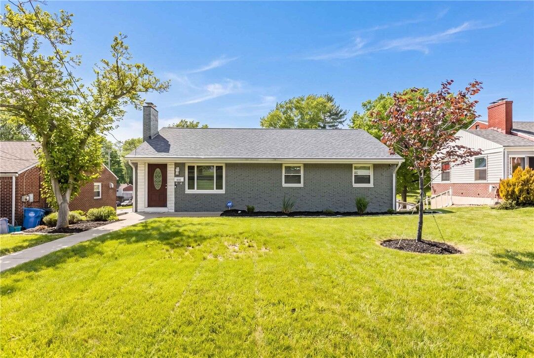 Property Photo:  4952 McAnulty Rd  PA 15236 