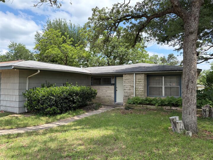 Property Photo:  2109 Murray Avenue  TX 76567 