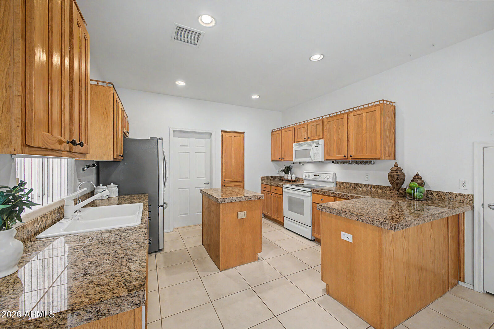 Property Photo:  2637 E Campbell Avenue  AZ 85016 