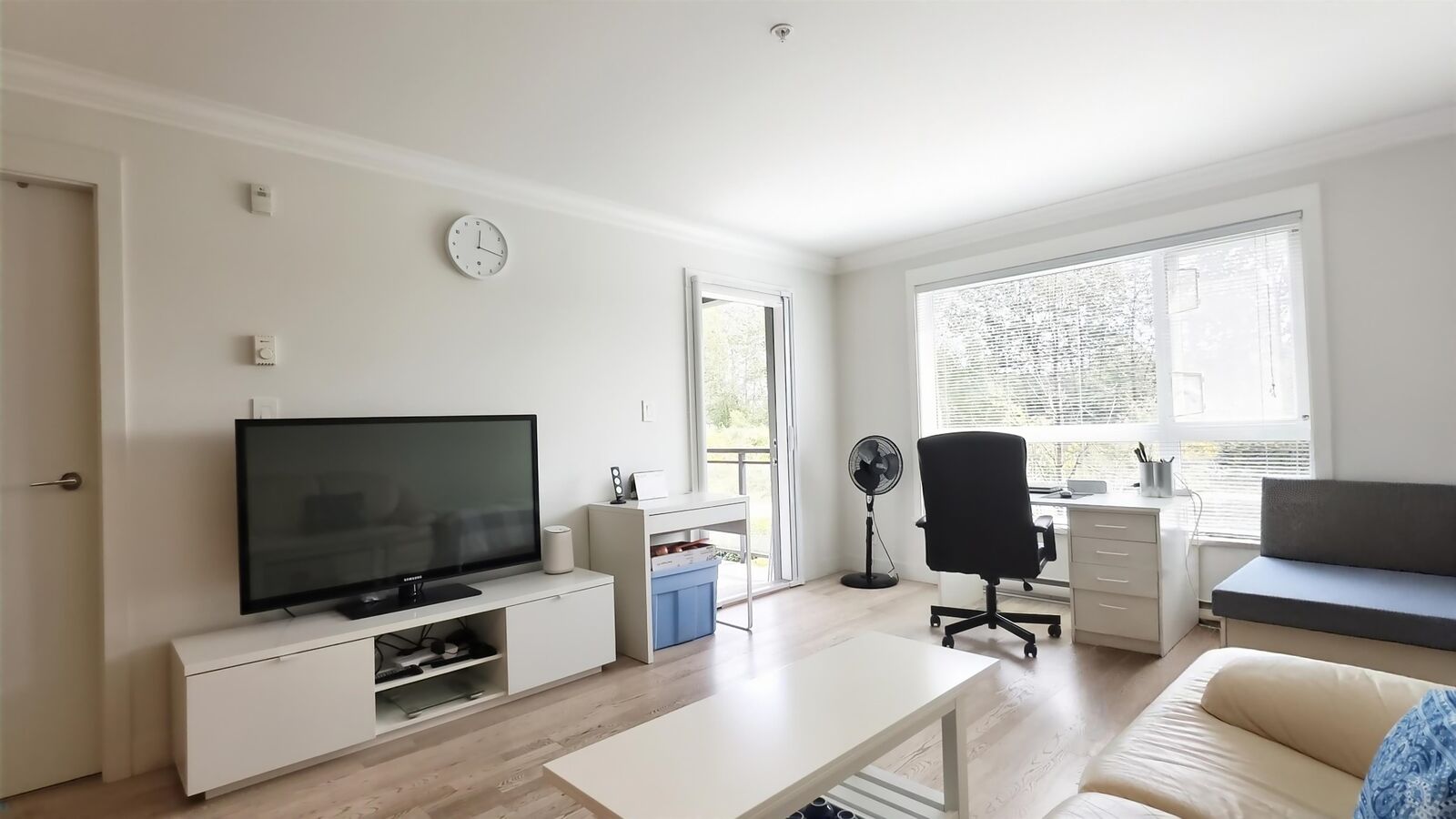 Property Photo: 7058 14th Avenue 209 BC V3N 0E6
