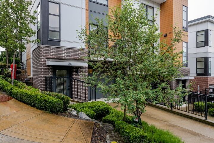 Property Photo: 20087 68 Avenue 26 BC V2Y 3H9