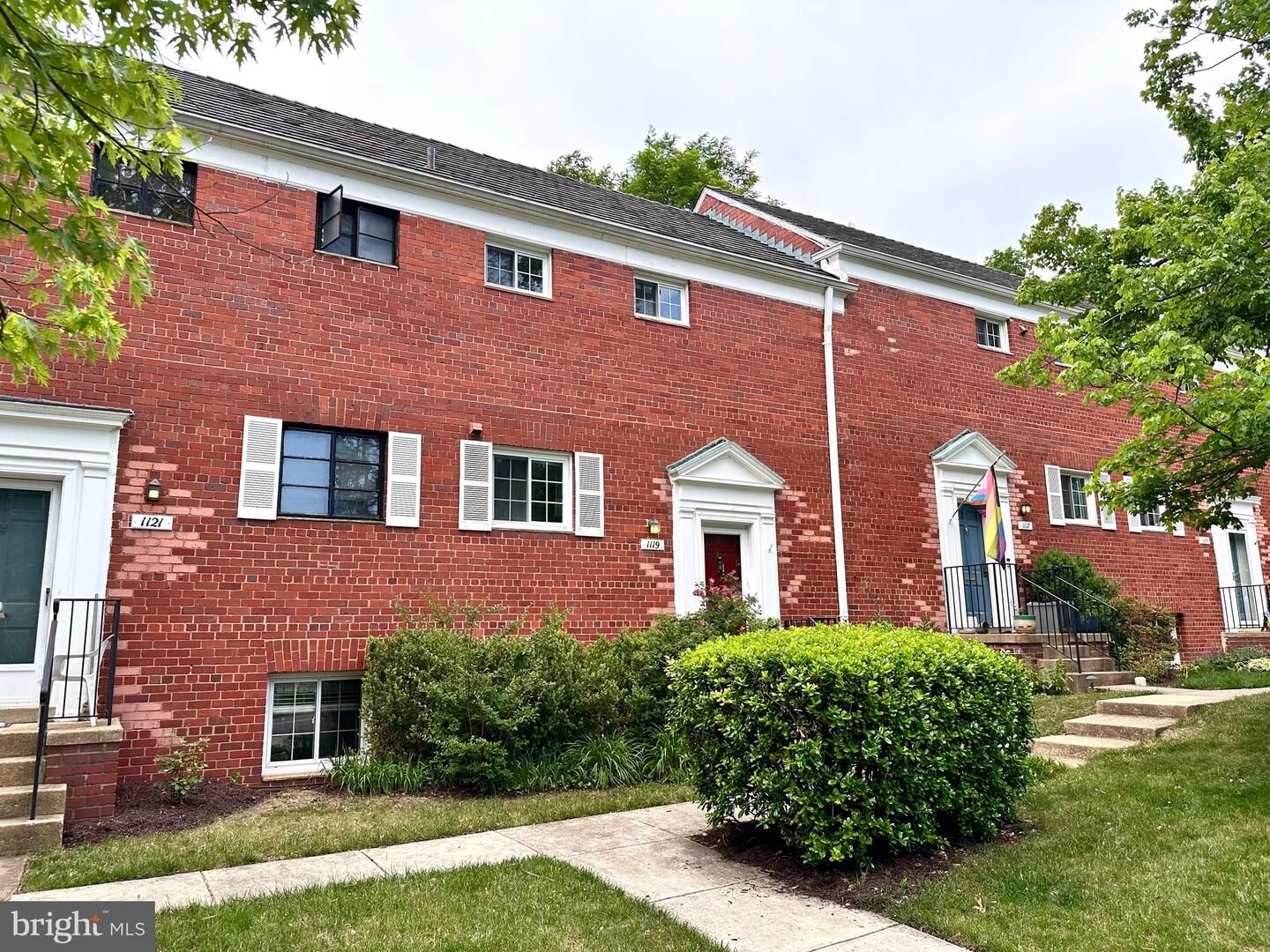 Property Photo:  1119 Beverley Drive  VA 22302 
