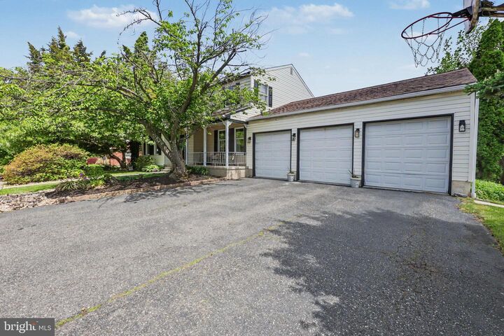 Property Photo:  518 Tasker Avenue  PA 19033 