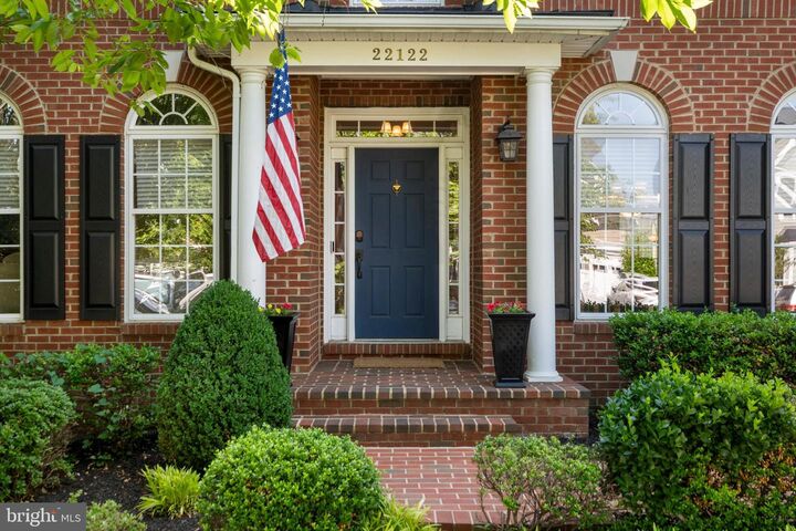 Property Photo:  22122 Whisperhill Court  VA 20148 