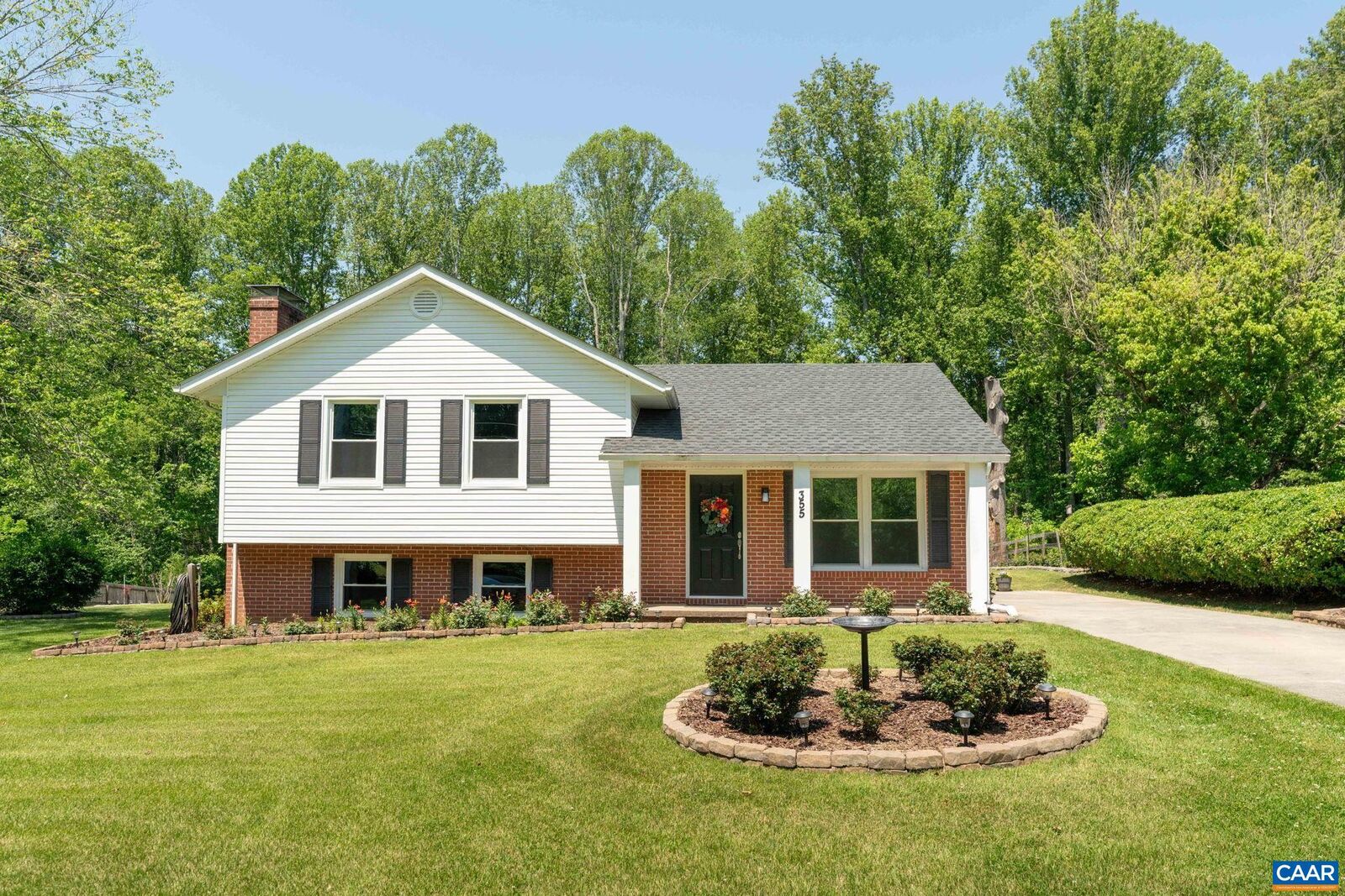 Property Photo:  355 Whitethorn Ct  VA 22968 