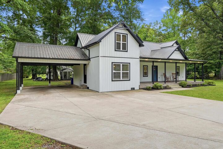 Property Photo: 13 Douglas Street AR 72058