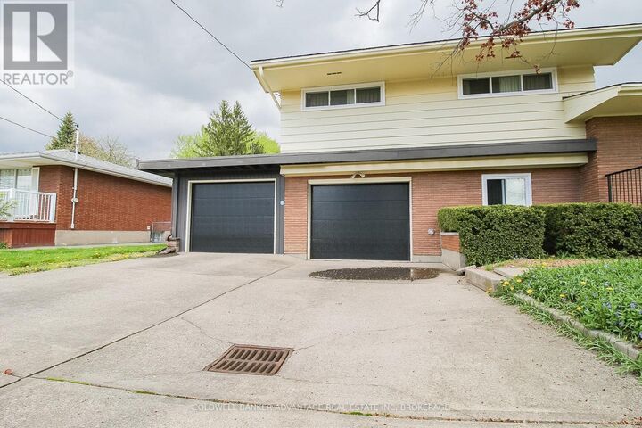 Property Photo: 464 Fitch Street ON L3C 4W9