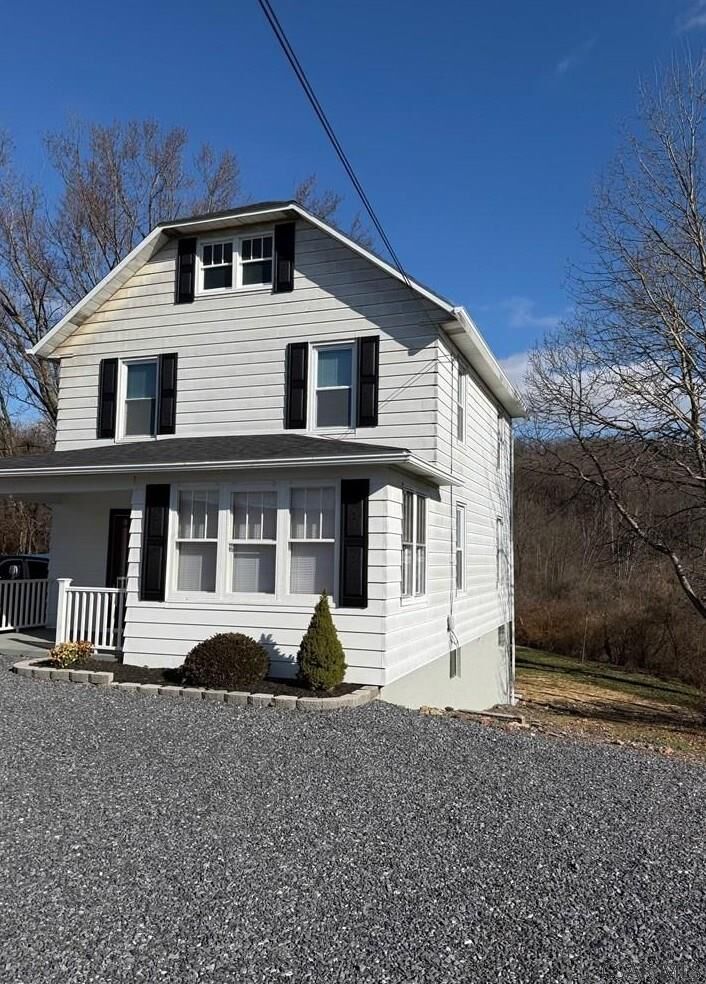 Property Photo:  1727 R Scalp Ave  PA 15904 