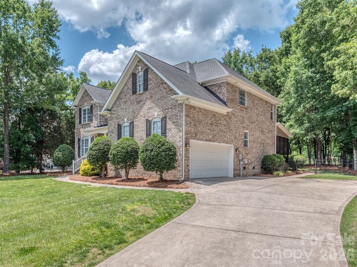 Property Photo: 6167 Four Wood Drive NC 28104
