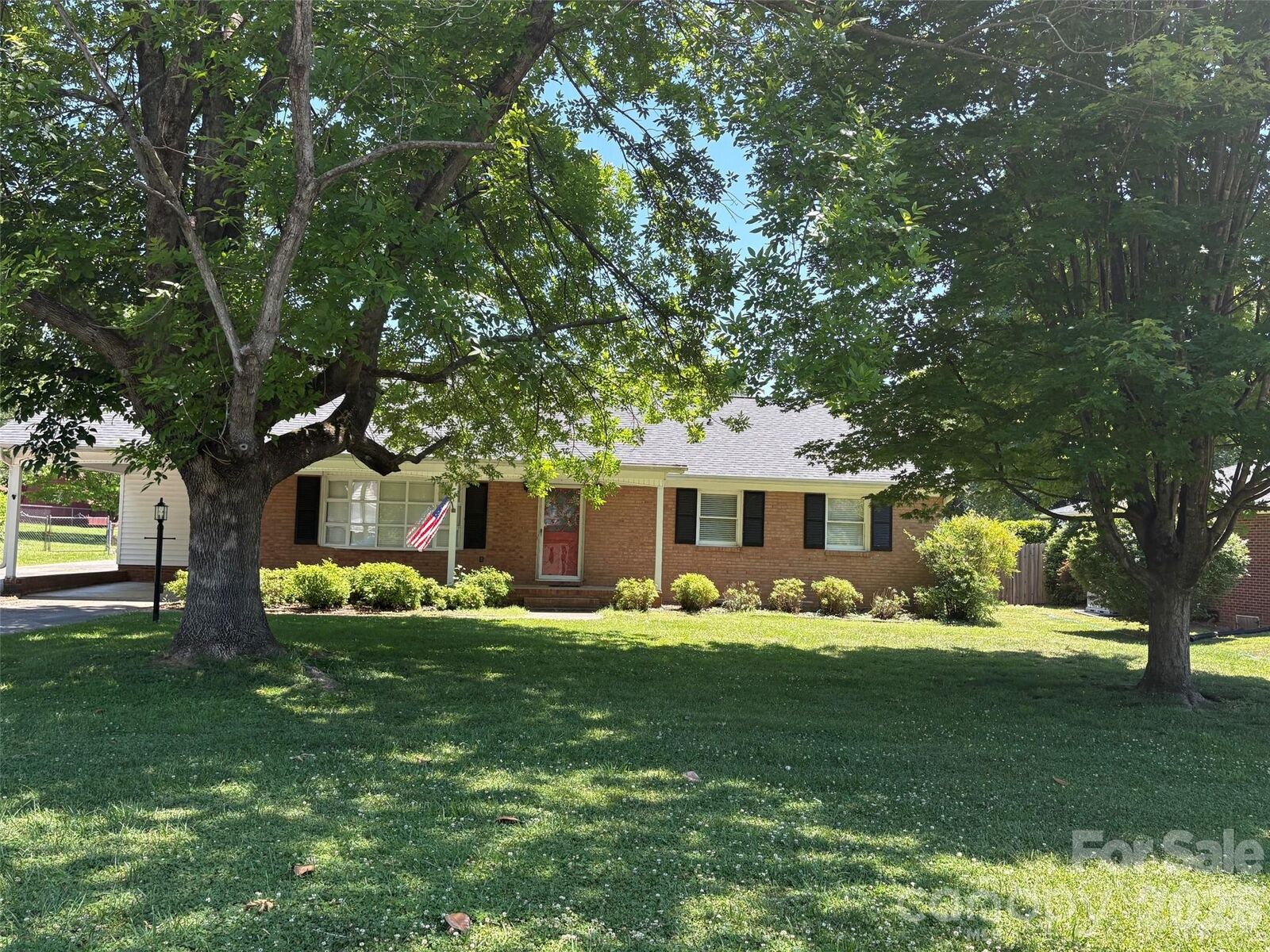 Property Photo:  1920 Echo Lane  NC 28052 