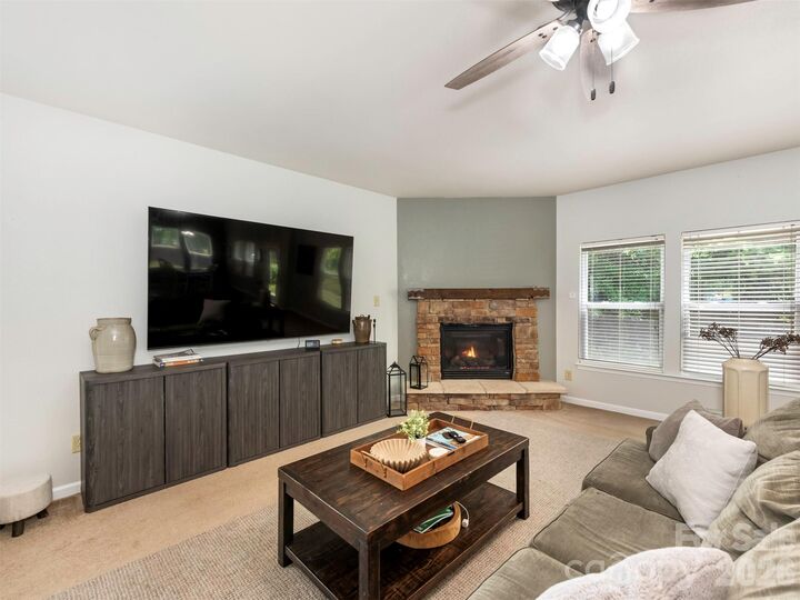 Property Photo: 941 Capetown Lane SC 29710