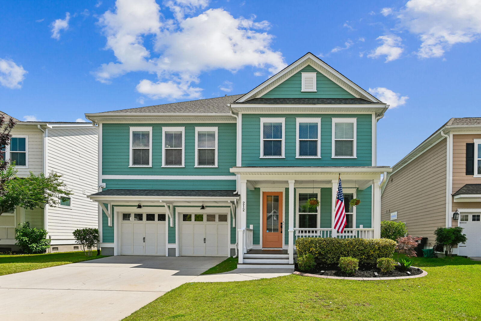 Property Photo:  212 Calm Water Way  SC 29486 