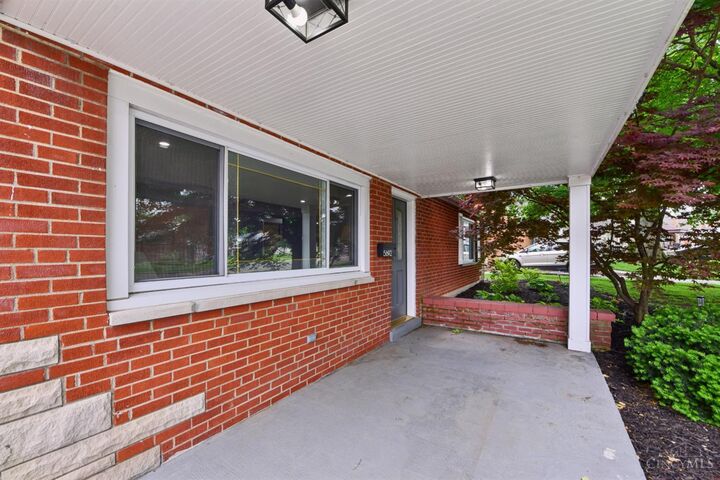 Property Photo: 5692 Lauderdale Drive OH 45239
