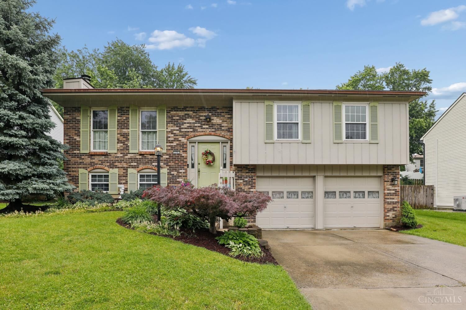 Property Photo: 220 Assisiview Court OH 45238