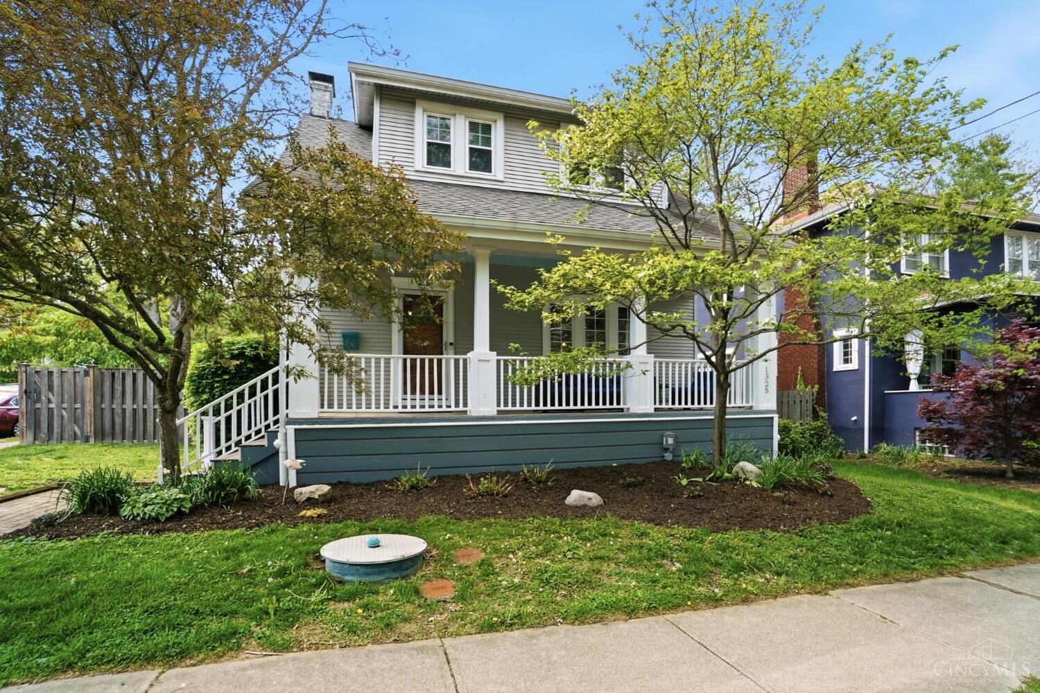 Property Photo: 1325 Edwards Road OH 45208