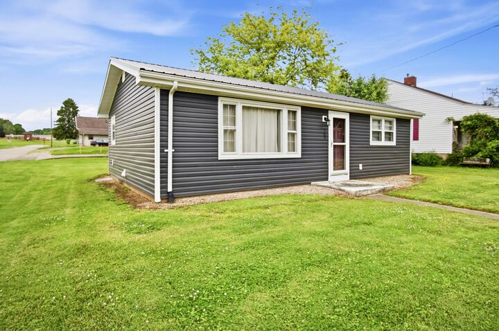 Property Photo: 289 Elm Street OH 43734