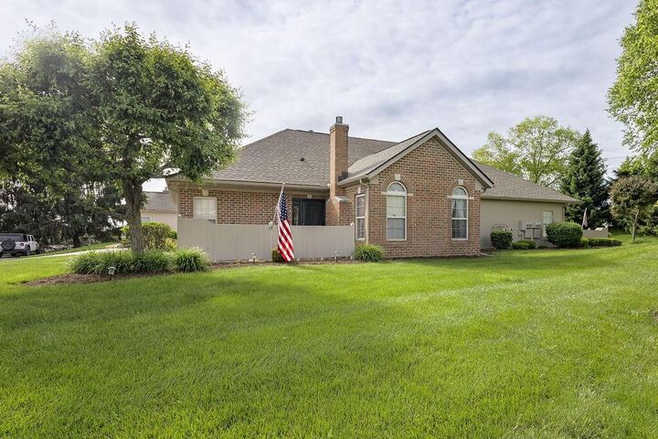 Property Photo: 6 Woodberry Drive OH 43050