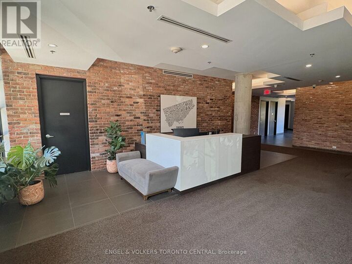 Property Photo:  88 Colgate Avenue Ph26  ON M4M 0A6 