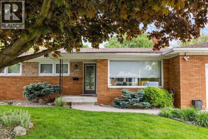 Property Photo:  1670 Campbell Avenue  ON N9B 2K6 