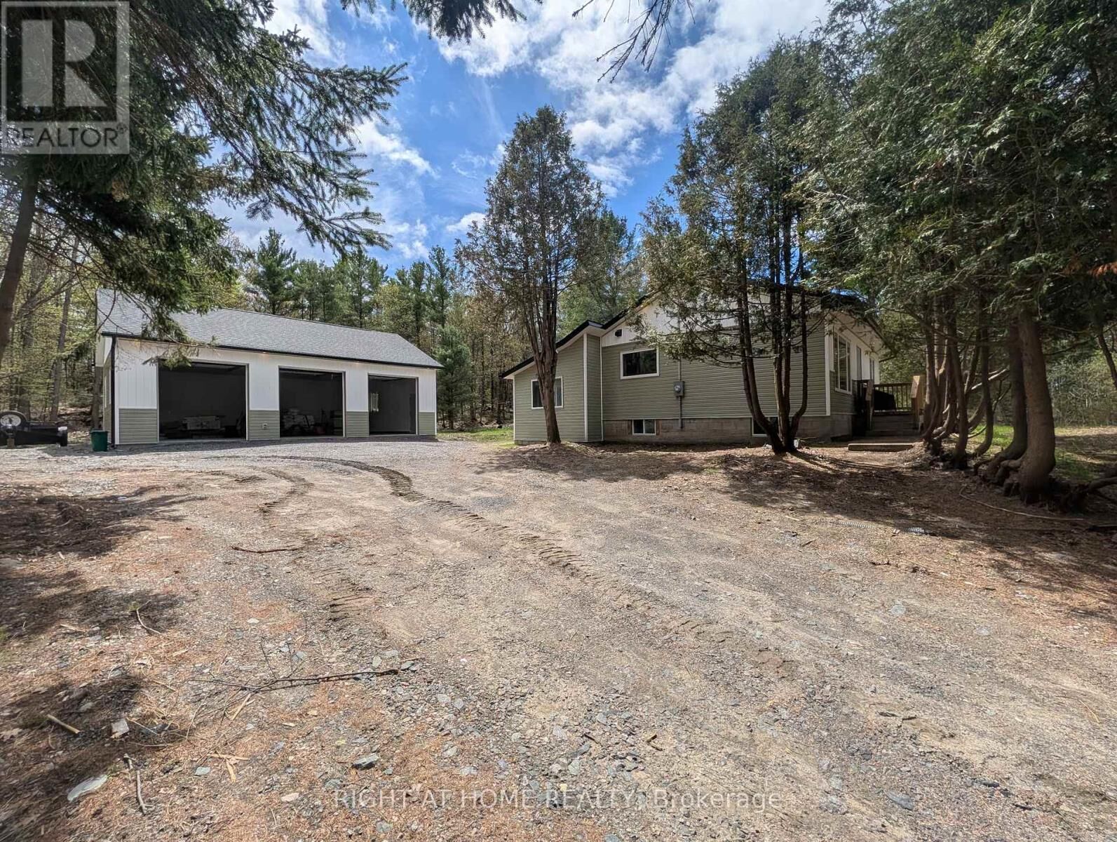 Property Photo: 44 559 Highway ON P0G 1G0