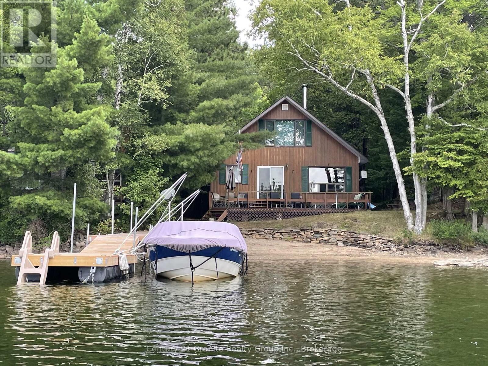 Property Photo: 1100 Fairfield Bay Drive South ON K0M 2K0