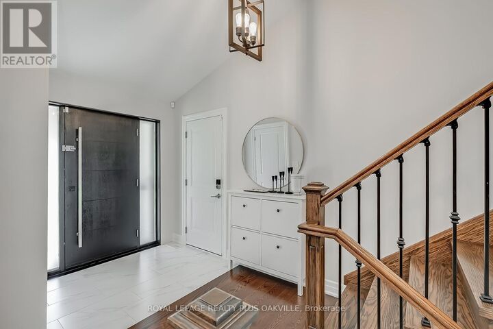 Property Photo:  3531 Gallager Drive  ON L5C 2N2 