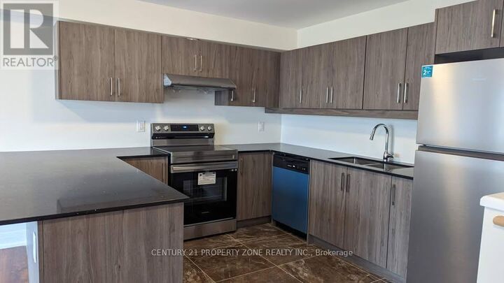 Property Photo:  183 Victoria Street North 6  ON N2H 5C5 
