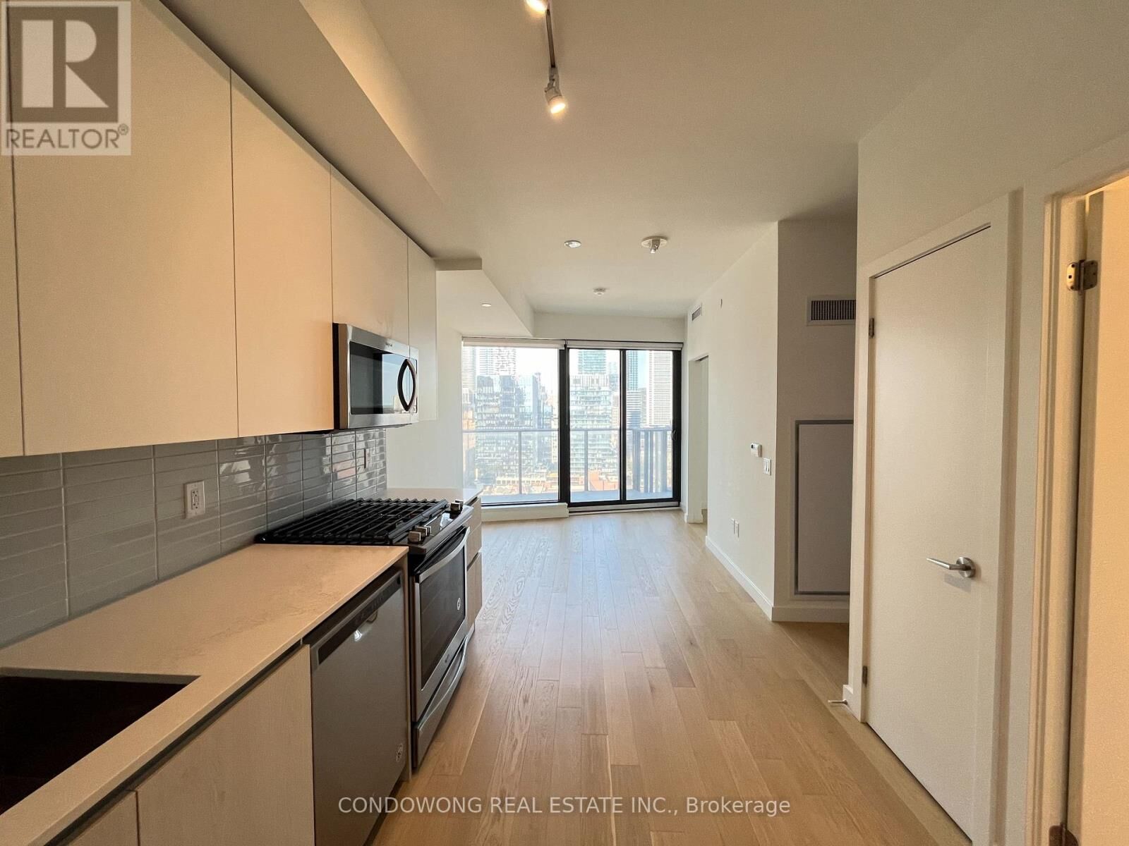 Property Photo: 2A Church Street 2208 ON M5E 0E1