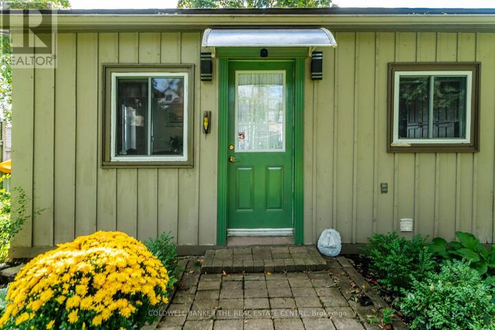 Property Photo:  115 Lakeshore Road West  ON L0L 1E0 