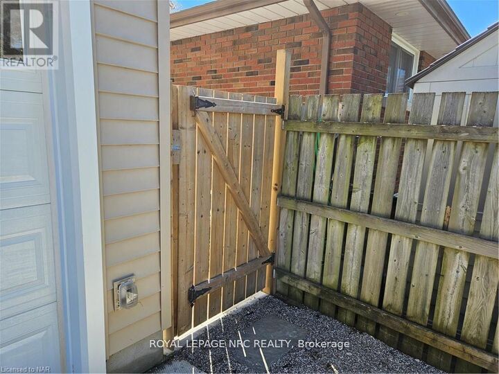 Property Photo:  5 Kilbourne Crescent  ON L2M 3E3 