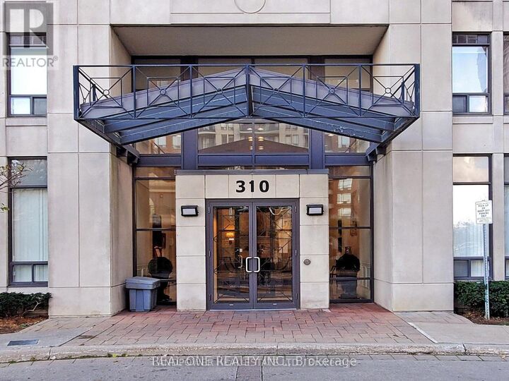 Property Photo: 310 Red Maple Road 1203 ON L4C 0T7