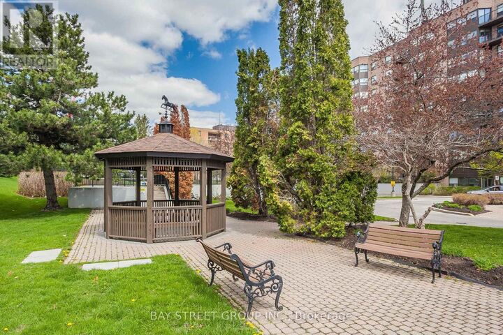 Property Photo:  2 Raymerville Drive 717  ON L3P 7N7 