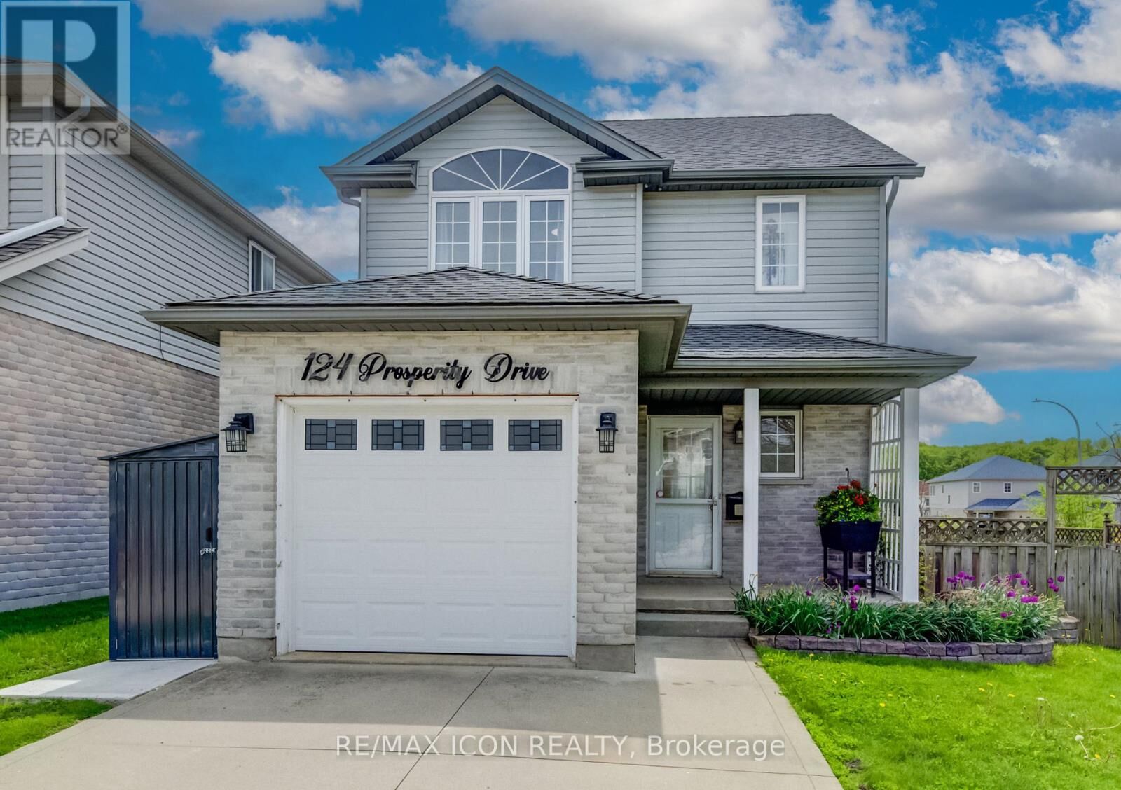 Property Photo: 124 Prosperity Drive ON N2E 4E8
